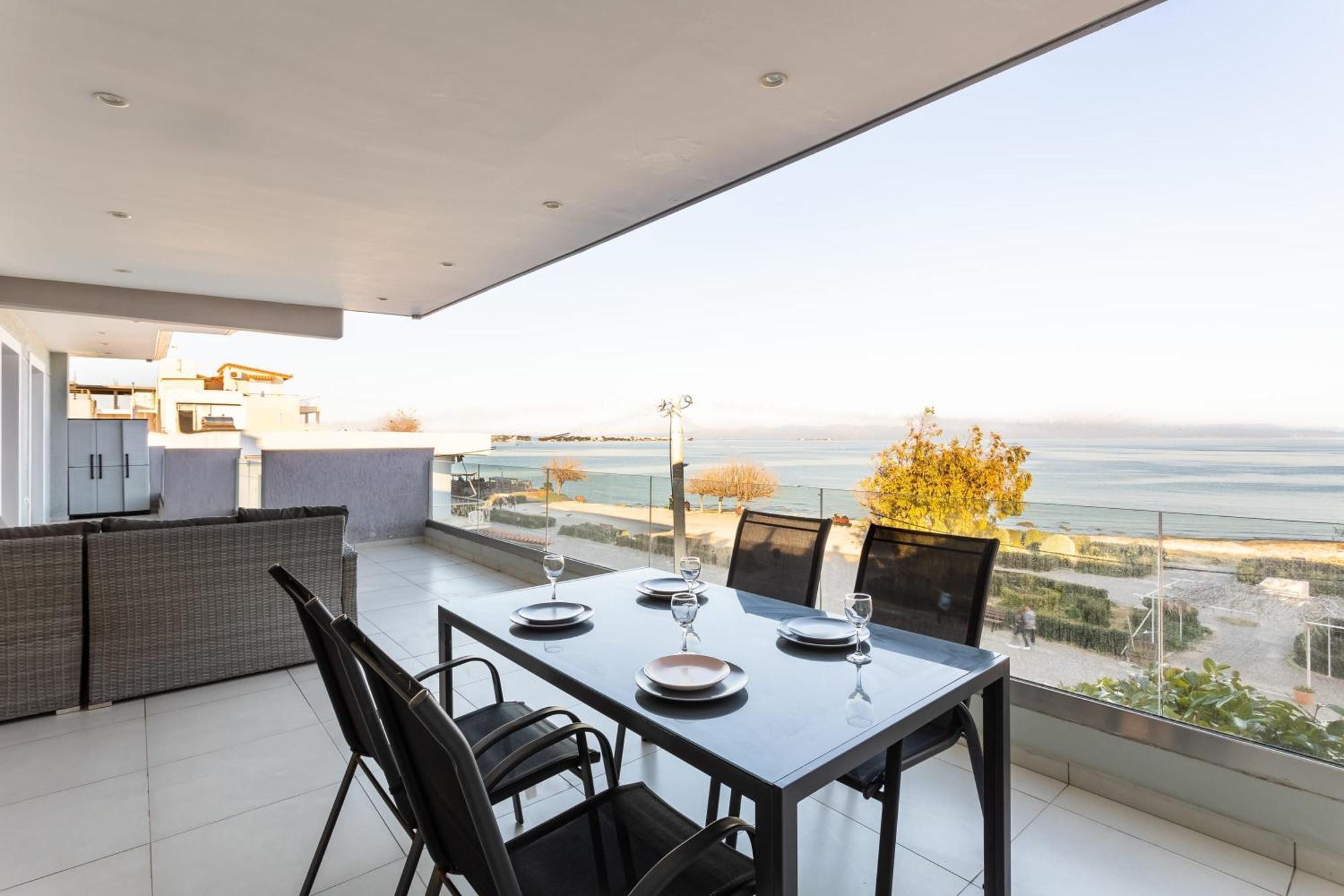 Beachfront Artemida Retreat - Peony Seabreeze Gem Eksteriør bilde