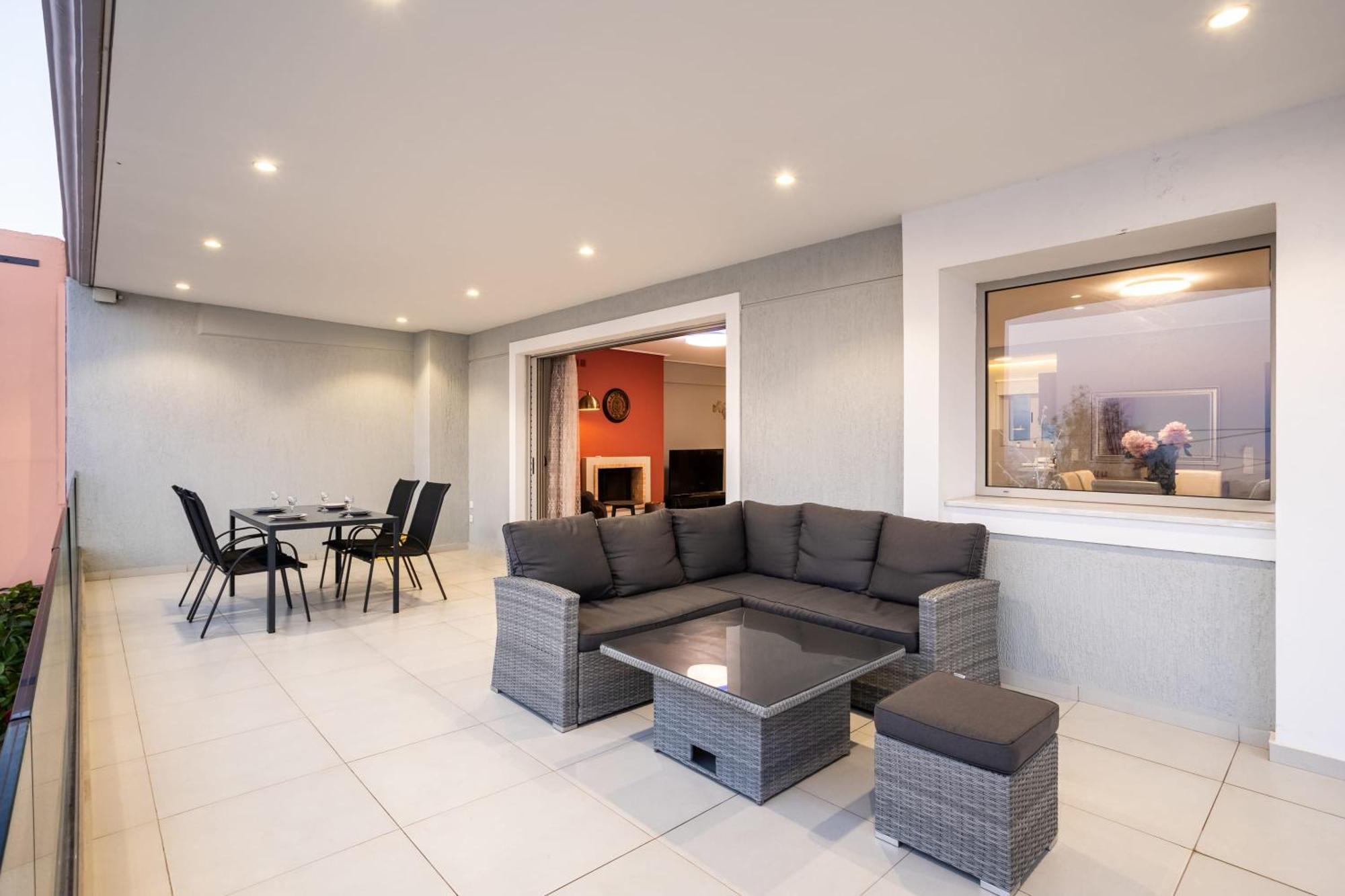 Beachfront Artemida Retreat - Peony Seabreeze Gem Eksteriør bilde