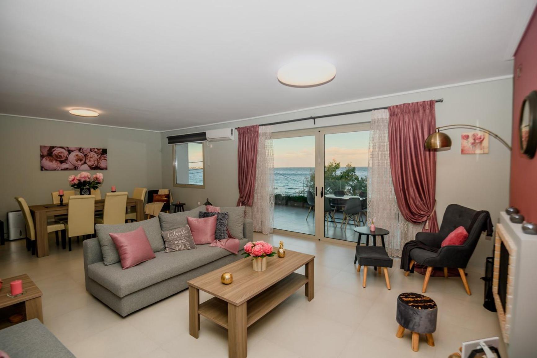 Beachfront Artemida Retreat - Peony Seabreeze Gem Eksteriør bilde